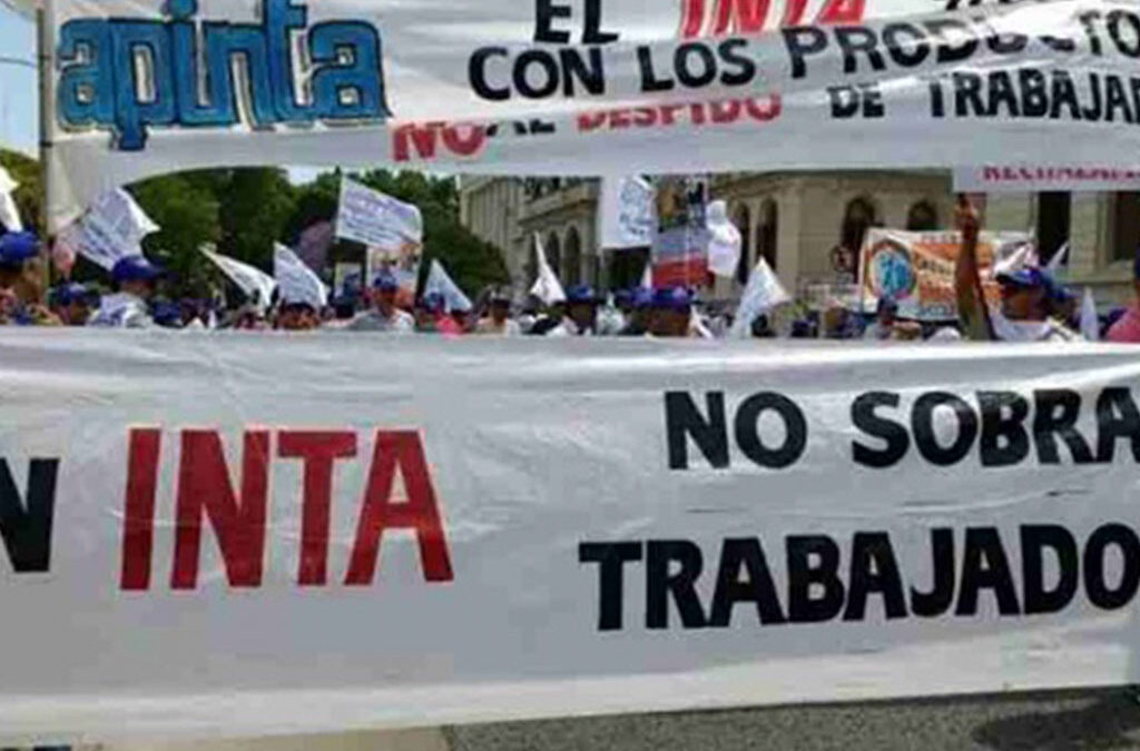 Temen por 800 despidos inminentes en el INTA y el vaciamiento del organismo