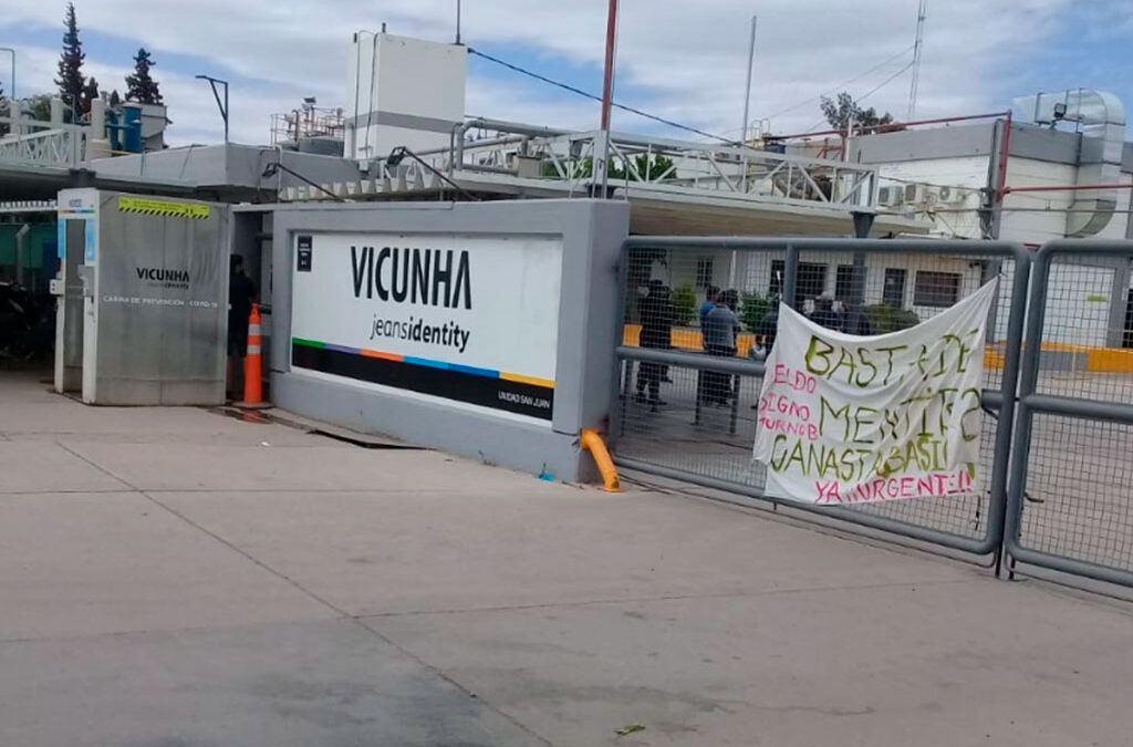 Suspenden a más de 500 trabajadores en una textil de San Juan: Buscan evitar despidos ante la caída de la actividad 10 junio, 2025