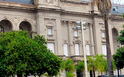 El Gobierno provincial paga la actualización salarial a estatales, incluidos los docentes