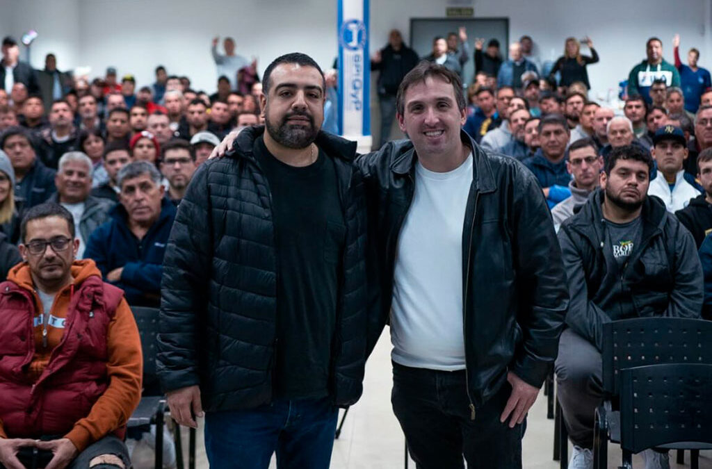 El Sindicato de Químicos y Petroquímicos rindió homenaje a Saúl Ubaldini y reivindicó el rol del sindicalismo en la recuperación democrática