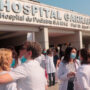 Garrahan: nueva protesta, 200 renuncias y denuncias de aprietes por mail a los médicos