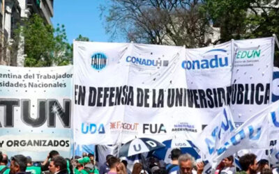 Según un informe «Lxs docentes perdieron más de un tercio de su capacidad de compra desde que llegó Milei»