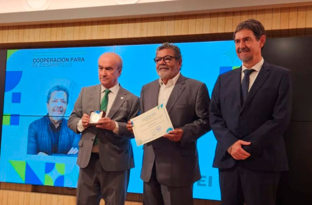 Gerardo Martínez, premiado por la OEI en Madrid por su aporte a la formación profesional