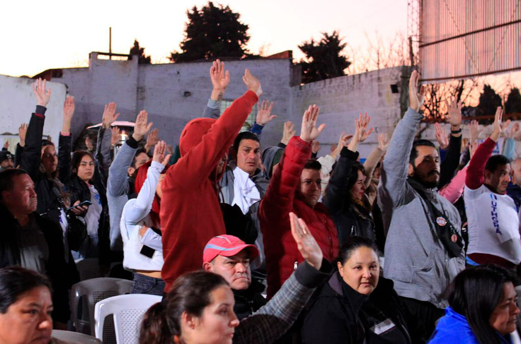 Siguen las internas en la UTHGRA: expulsan al titular de la seccional La Plata