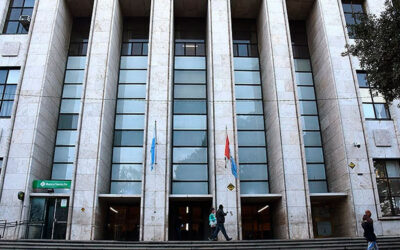 Judiciales denuncian que existen casi cien vacantes en el Sistema Judicial santafesino