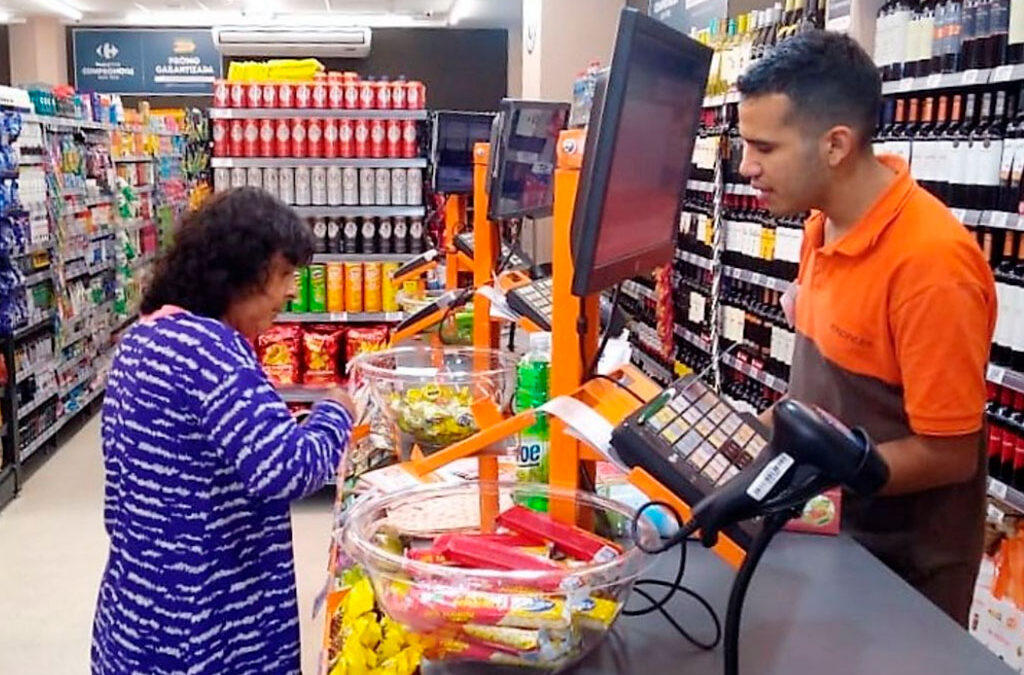 Empleados de Comercio: con nuevo aumento y bono confirmado, cómo quedan las escalas