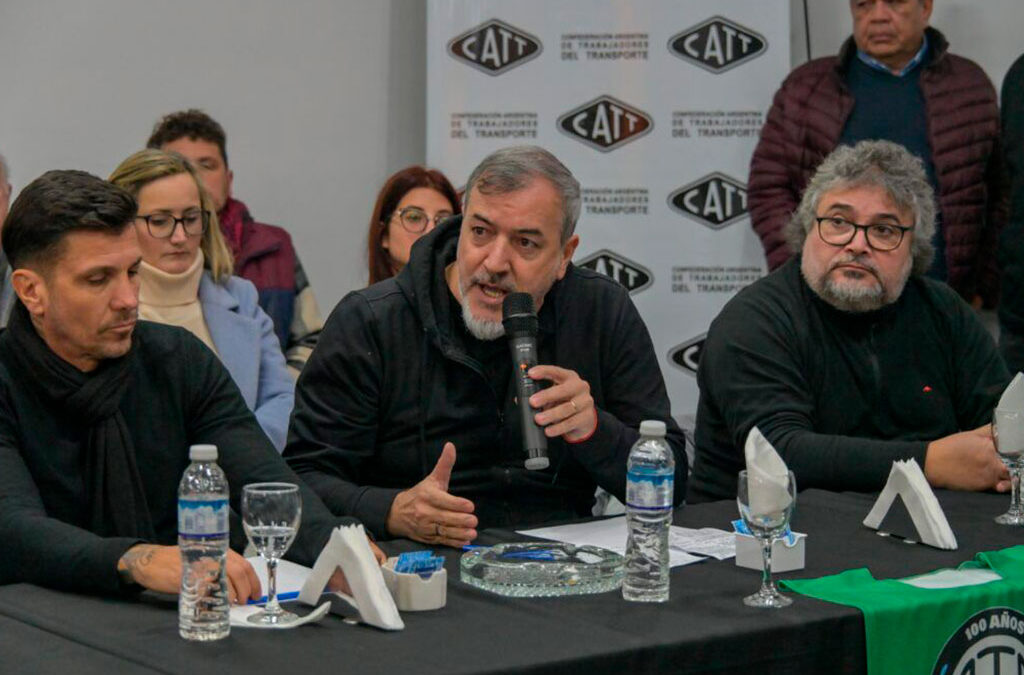 Aguiar: «Se está conformando el Frente Sindical más grande desde que asumió Milei»