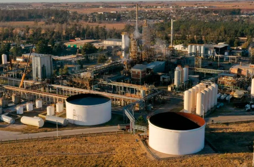 Petroquímica Río Tercero no pagará aguinaldo ni sueldos en término y crece el malestar sindical