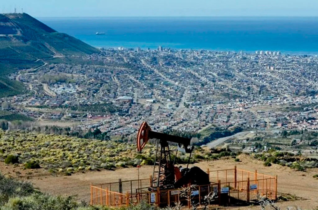 El Sindicato Petrolero exige el pago completo de sueldos y aguinaldos antes del 4 de julio y advierte sobre posibles retenciones