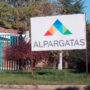 Crisis Textil: Alpargatas recorta producción en Corrientes y peligran 400 empleos por importaciones