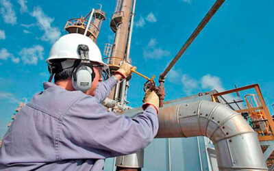 Petroquímicos lograron una recomposición salarial bimestral del 8%