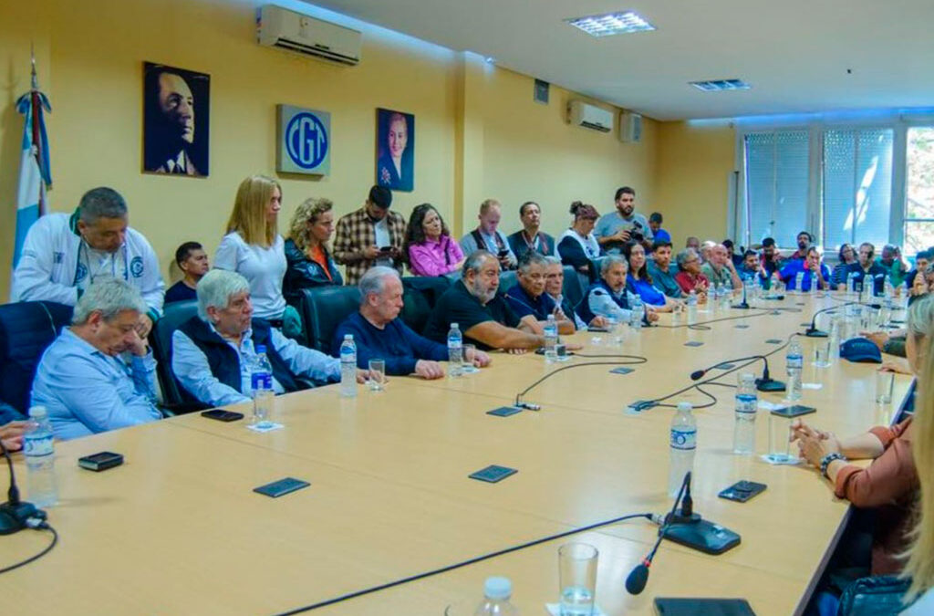 La CGT acusa a Milei de agravar la crisis laboral: «Menos trabajo, menos derechos, peores salarios»