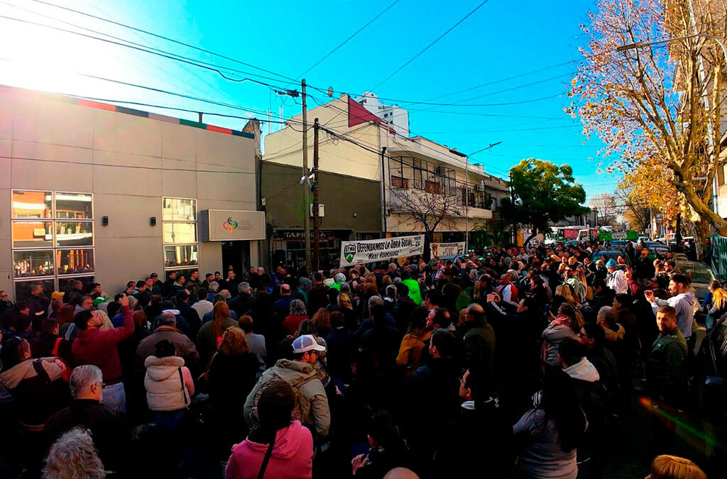 La Justicia frenó la disolución de la obra social de los municipales de Avellaneda