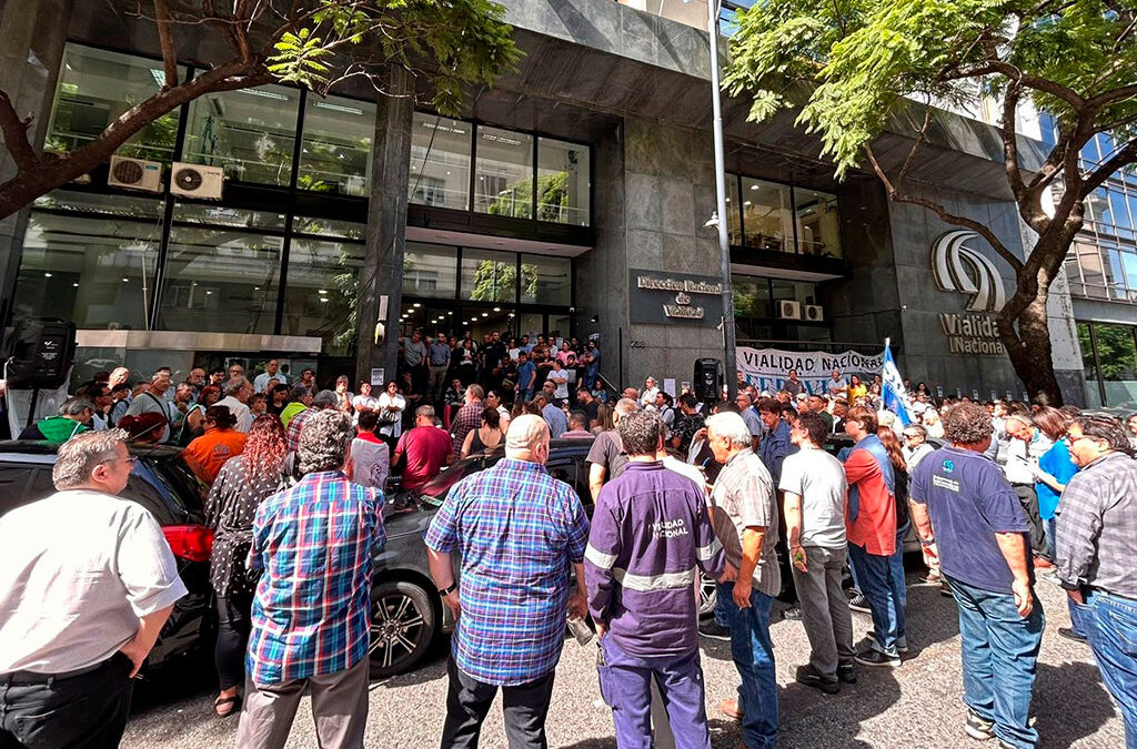 «Vialidad Nacional se defiende»: Convocan a protesta masiva contra el «desguace» del organismo