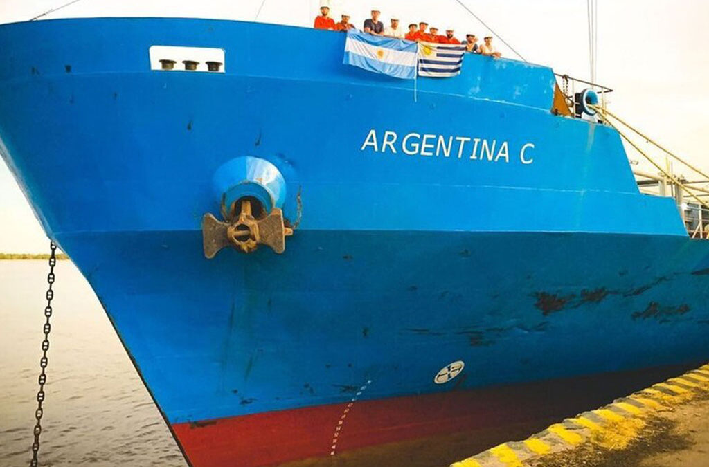 La Justicia frena el decreto que desregula la marina mercante y protege el derecho a huelga