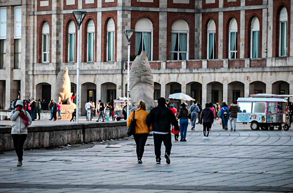 La industria del turismo se desploma: vacaciones con destinos vacíos y crisis en hotelería