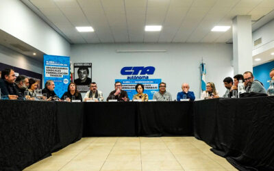 Las dos CTA unifican postura y presentan «10 medidas urgentes para otra Argentina»
