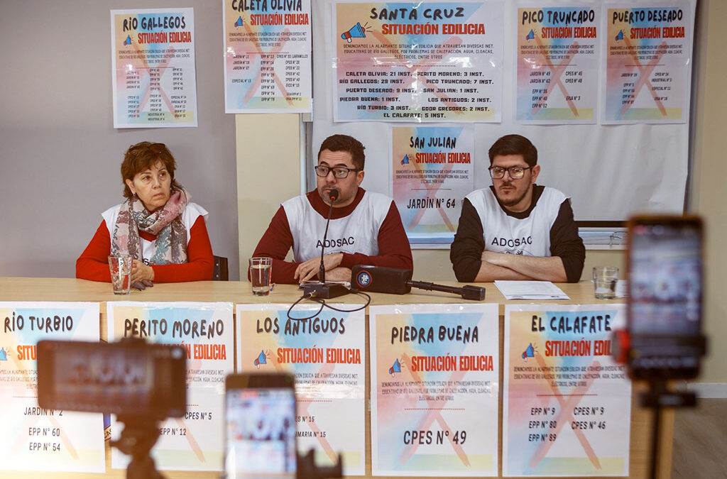 Adosac denuncia aprietes por parte del Consejo Provincial de Educación en el marco del conflicto salarial