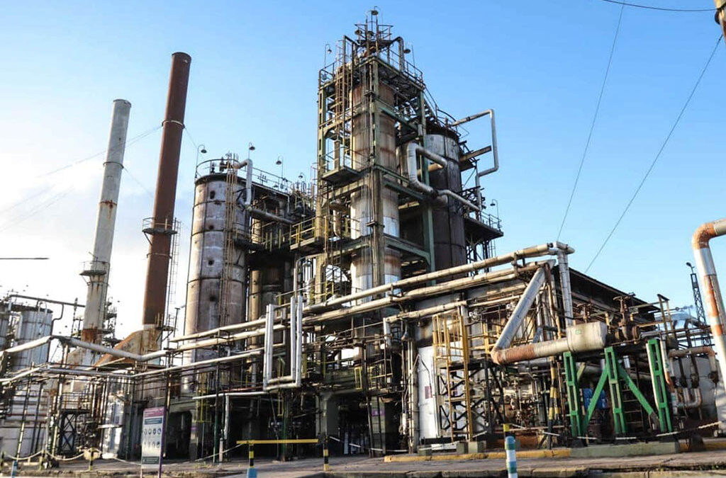 La Justicia ordena a la refinería Shell-Raizen reincorporar a un operario despedido por su activismo ambiental y gremial