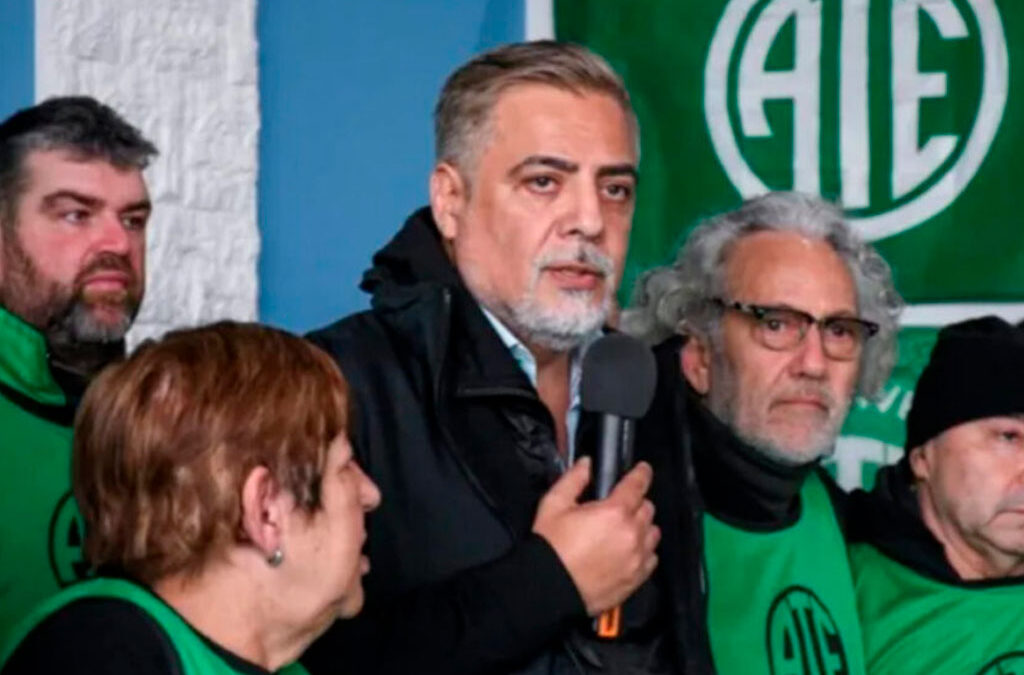 Afiliados a ATE Chubut denuncian que el titular local del sindicato robó más de $50 millones