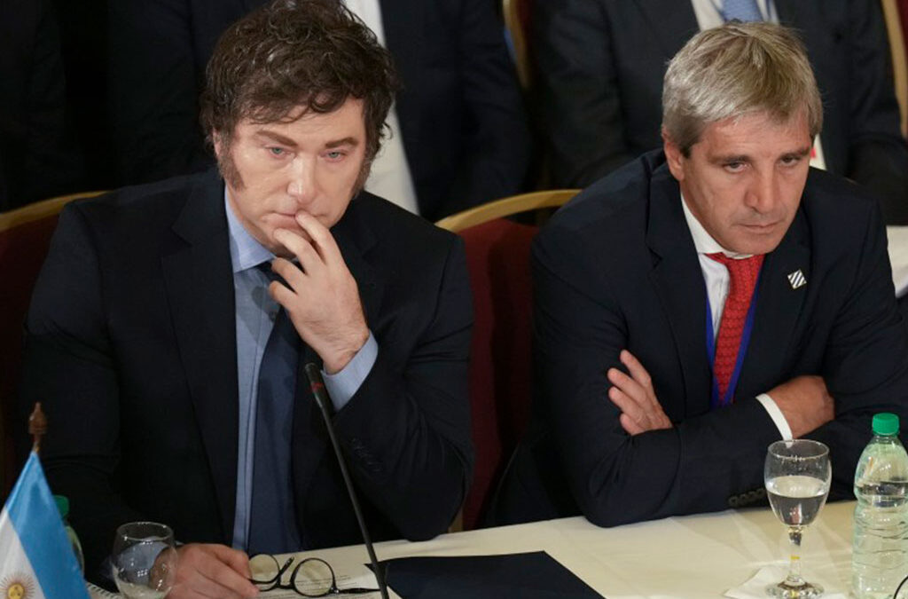 Bajos salarios, la mayor preocupación de los argentinos en la era Milei, según encuesta