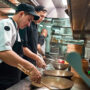 Ya cerraron más de 100 restaurantes en todo el país: «En 2001 la crisis fue corta, luego vino el turismo y ayudó a reactivar. Hoy no hay turistas de ningún tipo»