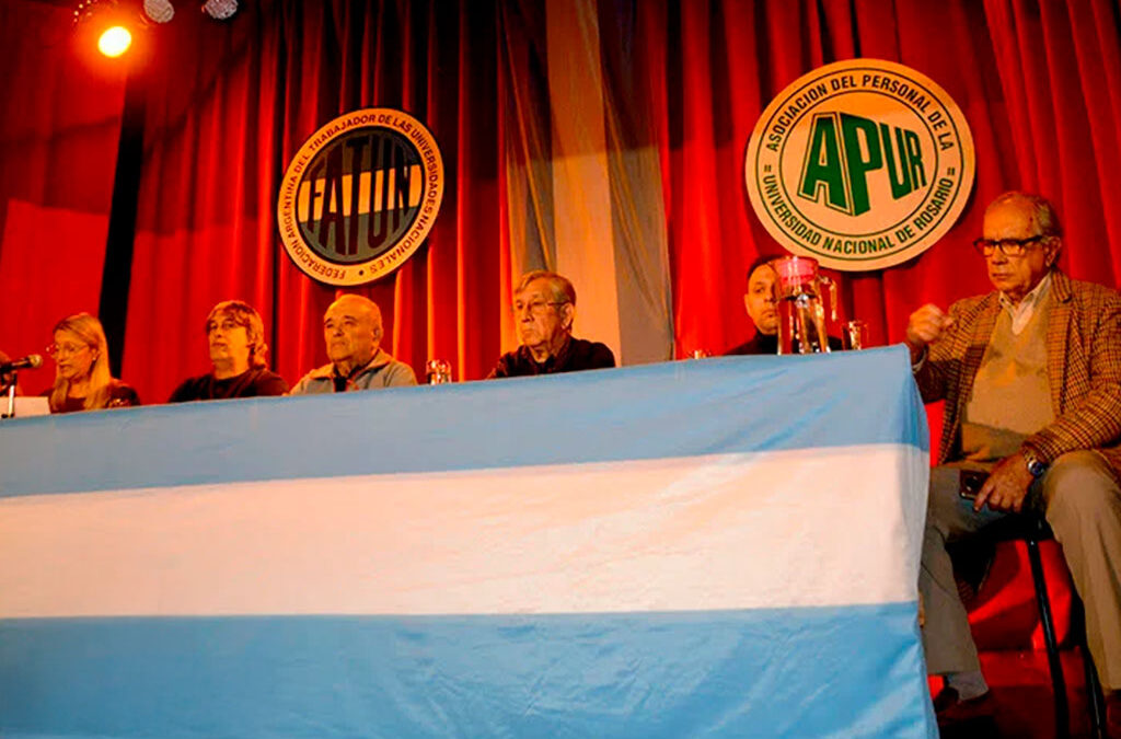 No docentes de universidades nacionales en alerta por demanda salarial