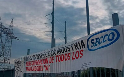 Violento desalojo de la policía federal en protesta de trabajadores de Industrias JF Secco por 37 despidos discriminatorios