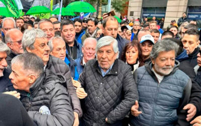 La CGT participó en la marcha de San Cayetano con menos gente de la esperada y entonó mensajes ambiguos