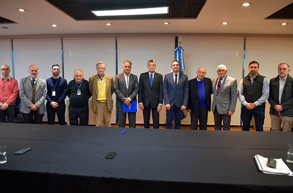El Gobierno volvió a ceder y homologó la paritaria de Comercio que impacta en más de 1 millón de salarios