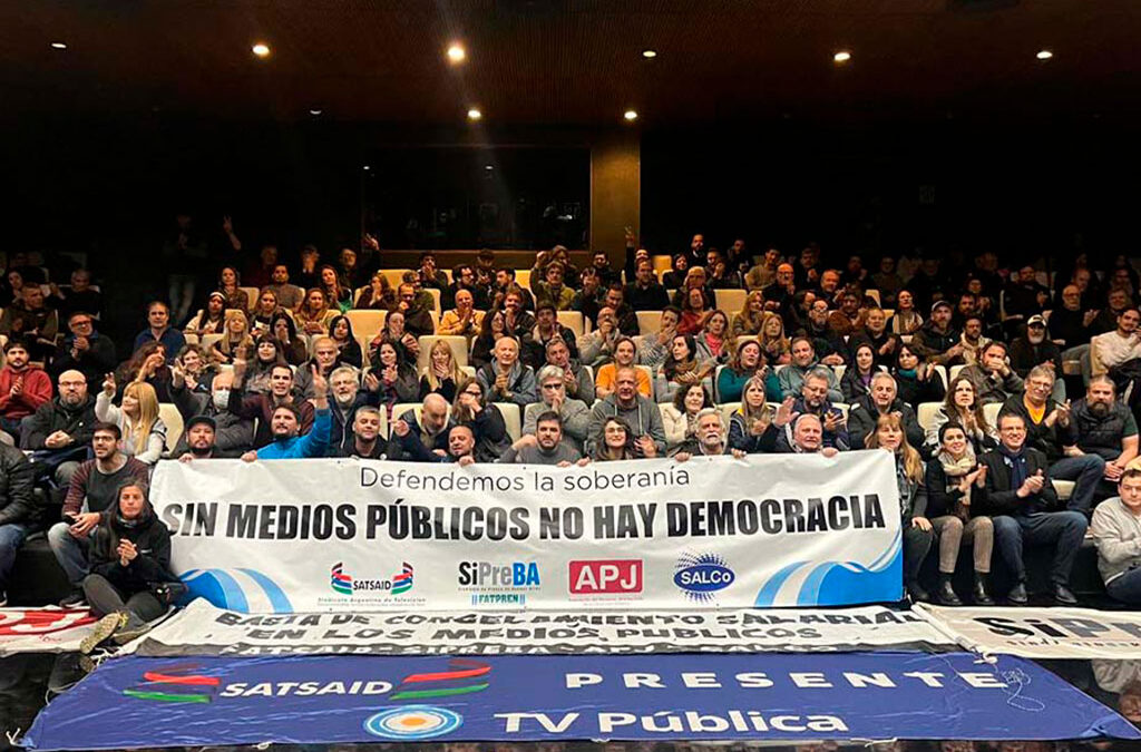 Paro en medios públicos: gremios reclaman por salarios congelados