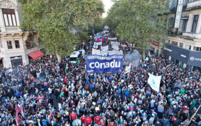 Docentes universitarios profundizan su plan de lucha con paros y asambleas en todo el país