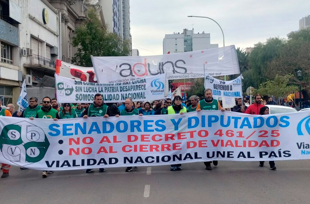 Masiva movilización de SUTEBA, ADUNS, APVN y agentes de la ANSV