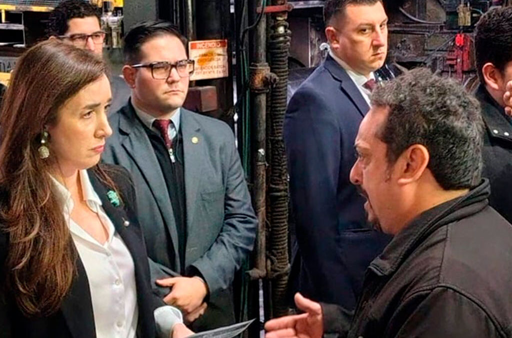En el Día de la Industria, Villarruel visitó una fábrica de neumáticos: el gremio lo consideró «una verdadera provocación»