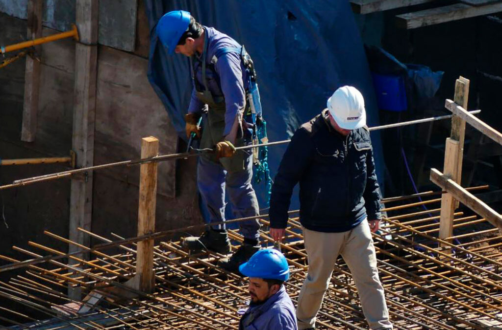 Salarios: Cuánto cobra un albañil por hora en septiembre tras el acuerdo de UOCRA