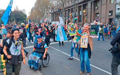 Jubilados, universitarios y trabajadores del Garrahan se movilizan contra los vetos de Milei