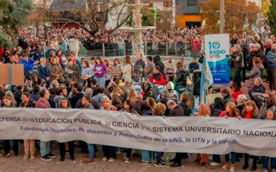 Bucciarelli: «El gobierno da la espalda a 2.000.000 de personas que integran la comunidad universitaria»