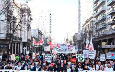 Fuerte paro de trabajadores de Salud de todo el país para apoyar la marcha del Garrahan
