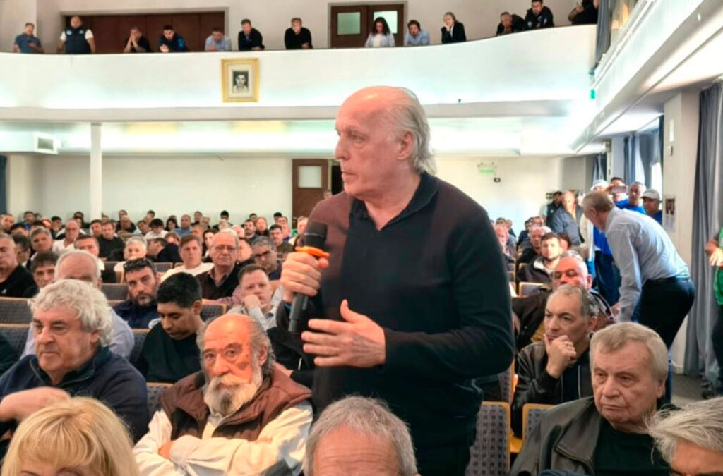 Alejandro Amor, en el ojo del Confederal de CGT por hablar sin representar a los municipales argentinos
