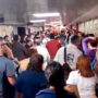 En medio del paro de 48 horas, trabajadores del Garrahan realizaron un ruidazo en la puerta del Hospital