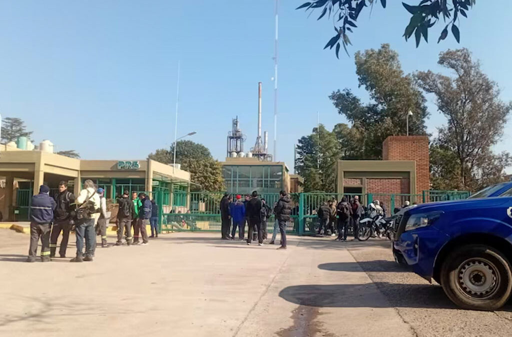 Conflicto entre Petroquímica Río Tercero y gremio, mucho más cerca de una salida: qué se negocia