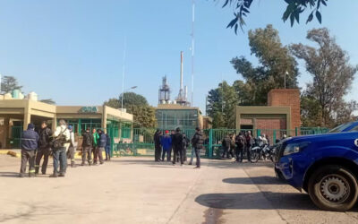 Conflicto entre Petroquímica Río Tercero y gremio, mucho más cerca de una salida: qué se negocia