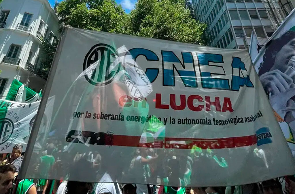 Con diferentes protestas en todo el país, trabajadores de la Comisión Nacional de Energía Atómica «repudiaron» la posible privatización de las centrales nucleares