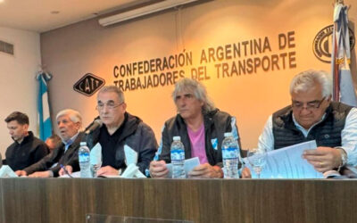 Camioneros: Hugo Moyano apareció en la asamblea de la CATT y tuvo una coincidencia con su hijo Pablo