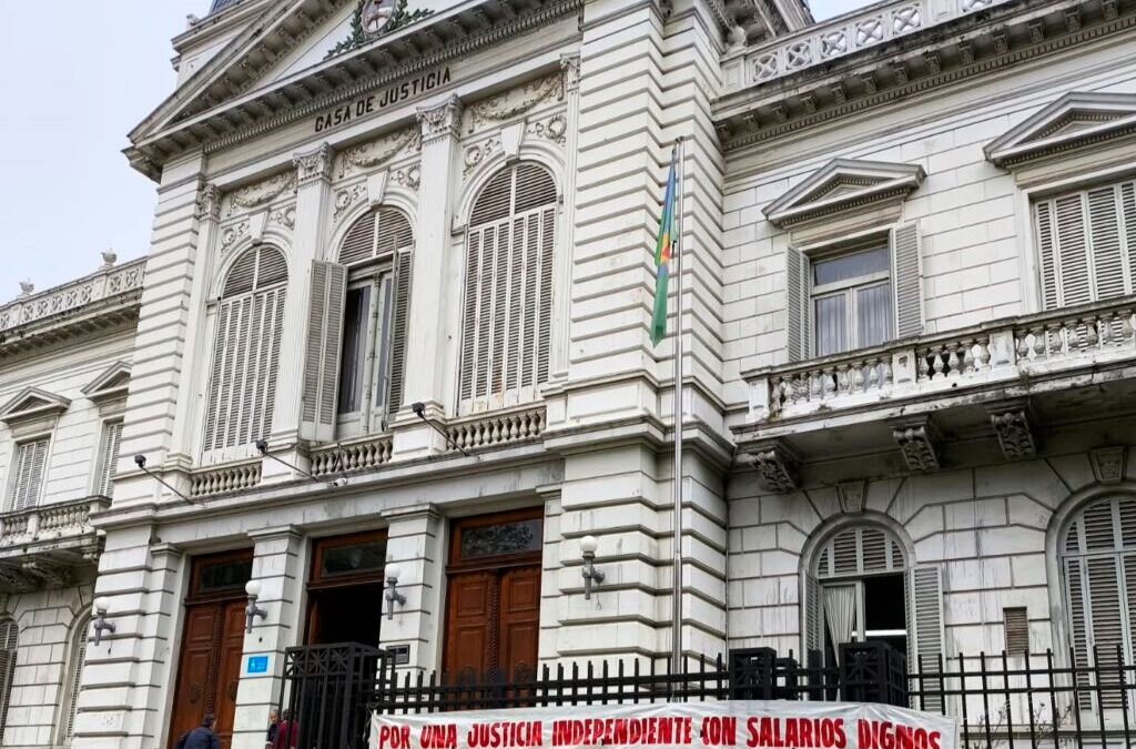 Judiciales bonaerenses denuncian una «pérdida salarial histórica» del 80% en los últimos años