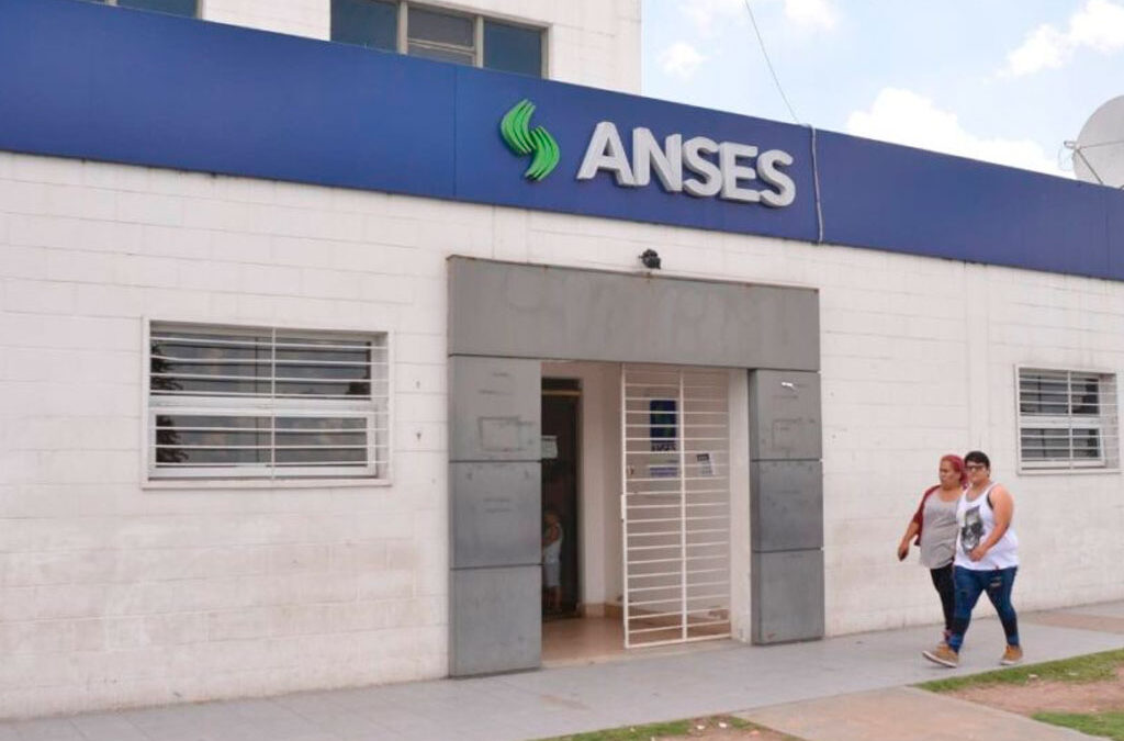 De la noche a la mañana y sin previo aviso, ANSES cerró su oficina en el Mercado Central
