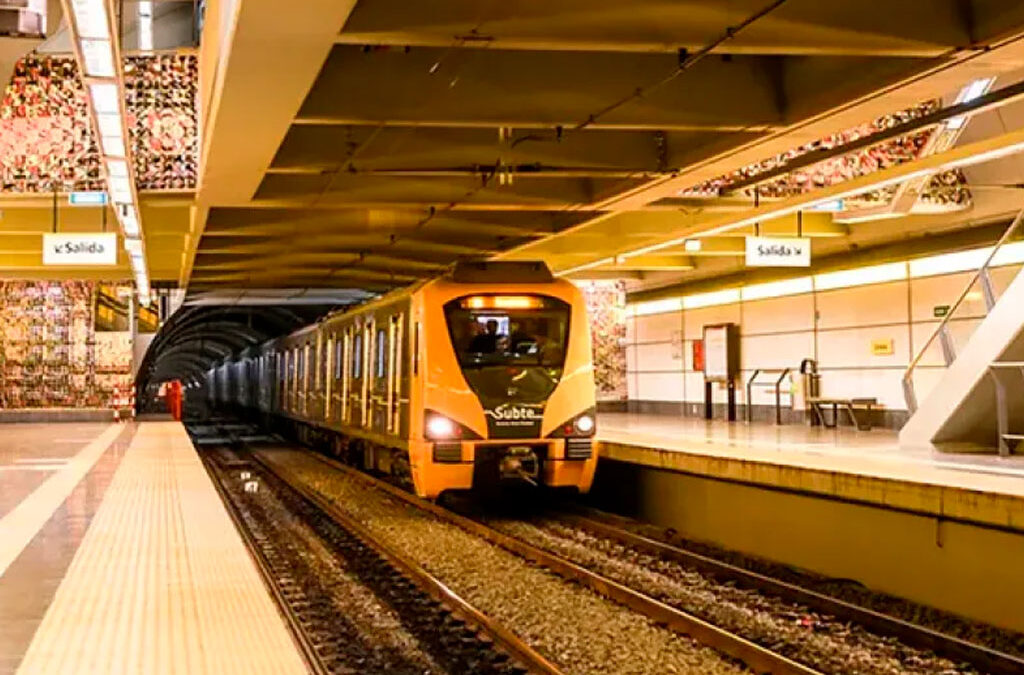 Los metrodelegados interrumpieron el servicio de la Línea H tras un ataque a trabajadores en la estación Santa Fe