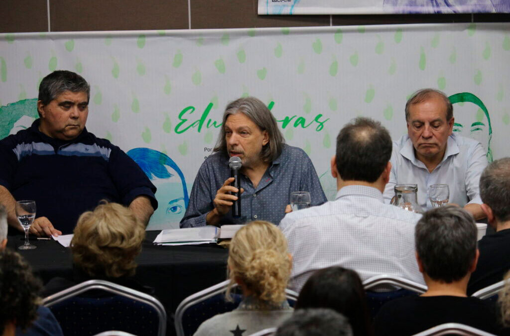 La FEDUN advirtió que denunciará a Milei por «incumplimiento de los deberes de funcionario público» si no promulga la Ley de Financiamiento Universitario