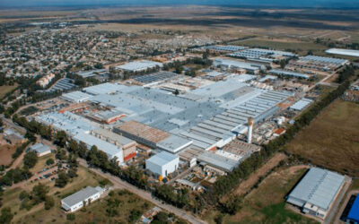 Tensión en Renault: denuncian 300 «despidos encubiertos» y una maniobra para «bajar el costo humano»