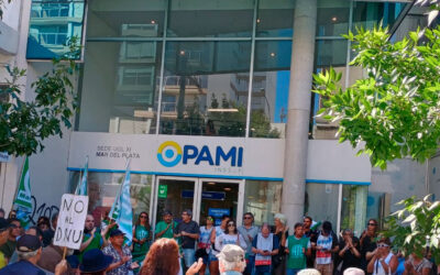 Trabajadores del PAMI en Mar del Plata realizan medidas de fuerza por pérdida del 55 % de masa salarial